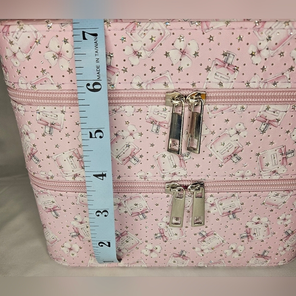Perfume And Flower Makeup Case NWT - Picture 10 of 11